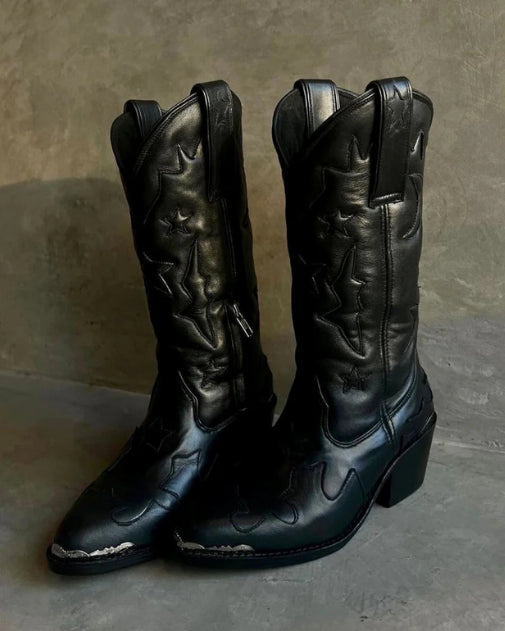 Frontier - all black (Wandering Coyote x Rue De Seine)